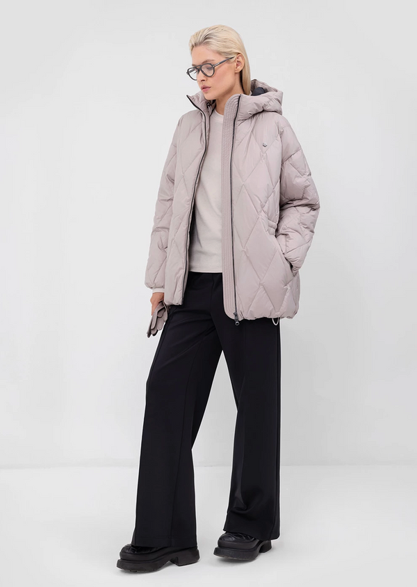 Daunenjacke mit Kapuze